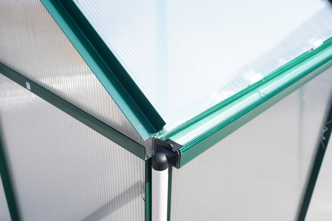 Why Polycarbonate Is the Ideal Material for Greenhouses and Gazebos Why Polycarbonate Is the Ideal Material for Greenhouses and Gazebos