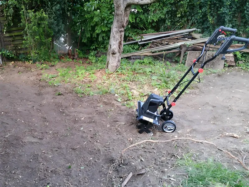 Conquering Clay and Hardpan: Why Gasoline Power Wins the Hard Soil Battle