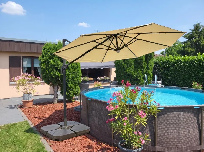 Sun Protection Beyond Shade: Why Solution-Dyed Fabric is a Parasol Essential